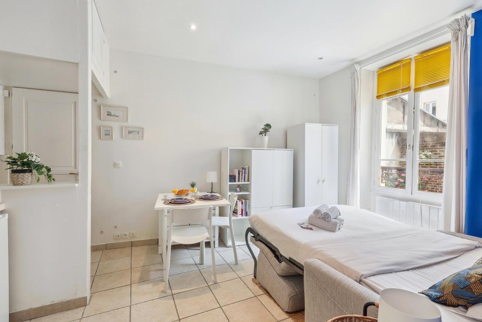 Bnbnook - Latin Quarter Studio By Pantheon & Seine